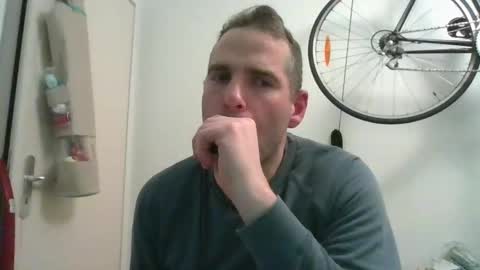Snapshot of idontknowwhy1 chatting on January 2025 10:35:01 PM idontknowwhy1 online show from January 2025 10:35:01 PM