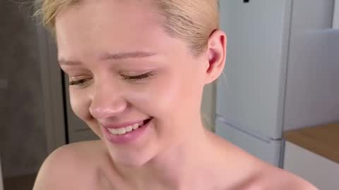 Lisa online show from March 2025 09:29:02 AM