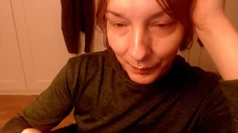 Snapshot of ifk_donkeysfr chatting on November 2025 05:40:02 PM Ifk Donkeys online show from November 2025 05:40:02 PM