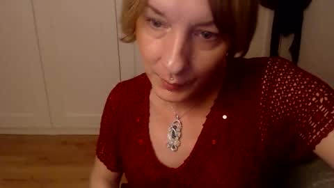 Snapshot of ifk_donkeysfr chatting on November 2025 03:40:01 PM Ifk Donkeys online show from November 2025 03:40:01 PM