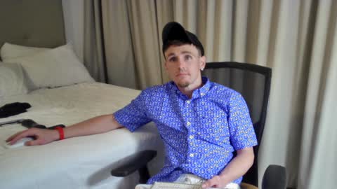 Snapshot of igetherwetter chatting on December 2024 02:23:02 AM Amiri Roue online show from December 2024 02:23:02 AM