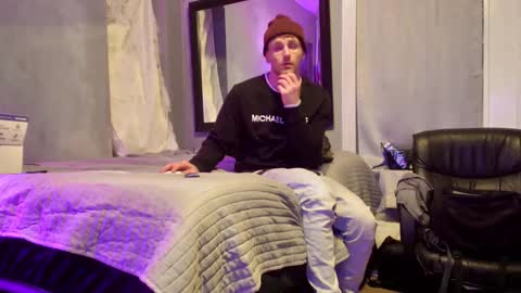 Snapshot of igetherwetter chatting on December 2024 05:34:01 AM Amiri Roue online show from December 2024 05:34:01 AM