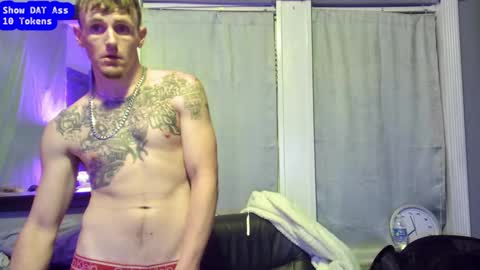 Snapshot of igetherwetter chatting on December 2024 04:12:01 AM Amiri Roue online show from December 2024 04:12:01 AM