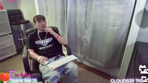 Snapshot of igetherwetter chatting on March 2025 07:54:01 AM Amiri Roue online show from March 2025 07:54:01 AM