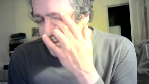 Snapshot of ignoredlittlestloser chatting on February 2025 06:12:02 AM ignoredlittlestloser online show from February 2025 06:12:02 AM