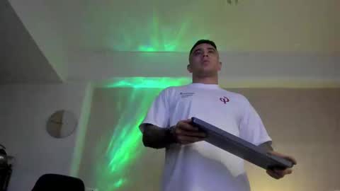 Snapshot of igor_scott chatting on January 2025 05:02:01 AM Igor scott online show from January 2025 05:02:01 AM