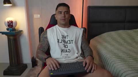 Snapshot of igor_scott chatting on November 2025 03:07:01 AM Igor scott online show from November 2025 03:07:01 AM