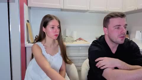 Julia and Mira online show from October 2025 06:53:01 PM