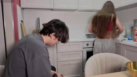 Julia and Mira online show from November 2025 11:20:02 AM