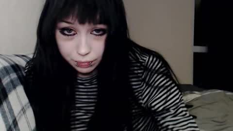 iiiiiiis online show from October 2025 10:55:02 PM