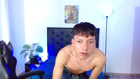 Snapshot of iiker18 chatting on February 2026 10:27:02 PM Iker online show from February 2026 10:27:02 PM