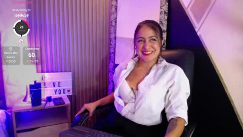 Snapshot of iisabella_smith_ chatting on January 2025 02:39:01 PM Isa online show from January 2025 02:39:01 PM