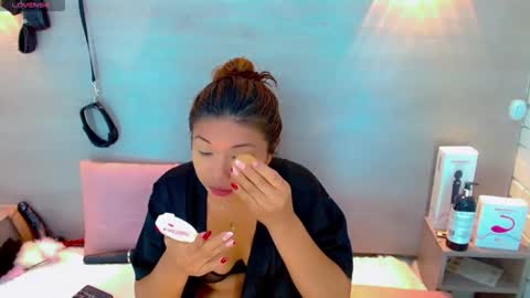 iisalombardi online show from November 2025 08:24:01 AM