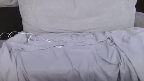 ijerkforuu456 online show from November 2025 07:03:01 AM