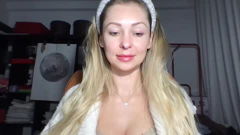 Snapshot of ilada11 chatting on February 2025 07:03:01 PM ilada11 online show from February 2025 07:03:01 PM