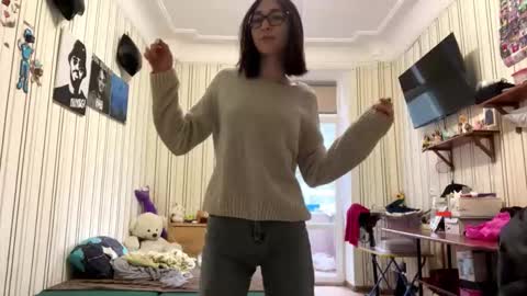 Asya online show from November 2025 09:11:02 AM