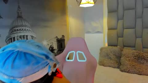 ile_matamba online show from October 2025 02:28:02 PM