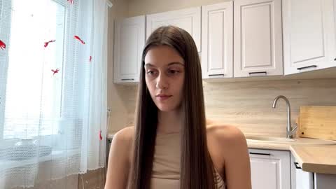 Sophie online show from March 2026 09:03:02 AM