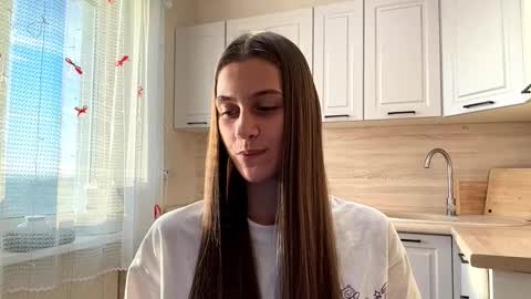 Sophie online show from March 2026 12:00:01 PM