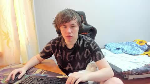 iliaskris online show from September 2025 12:09:01 PM