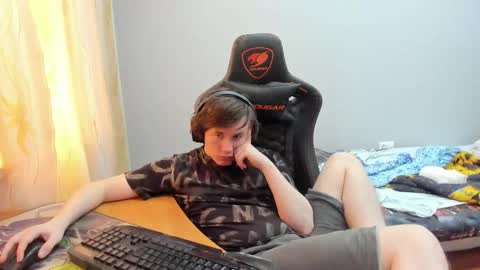 iliaskris online show from September 2025 04:01:02 PM