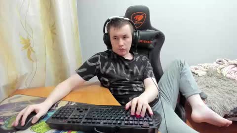 iliaskris online show from November 2025 01:16:01 AM