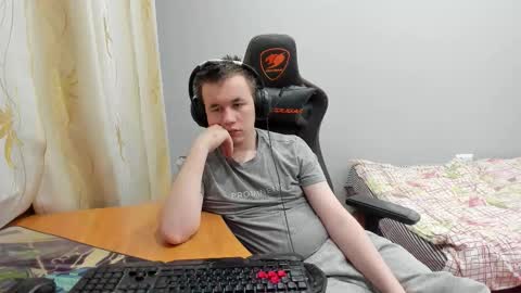 iliaskris online show from November 2025 07:37:02 PM