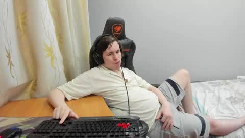 iliaskris online show from April 2026 08:12:02 PM