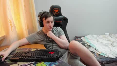 iliaskris online show from June 2026 01:39:01 AM