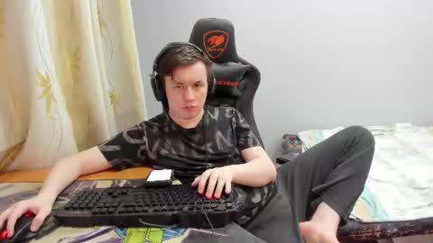 iliaskris online show from July 2026 09:32:02 PM