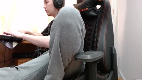 Snapshot of iliaskrisloveee chatting on November 2025 08:47:01 AM lord online show from November 2025 08:47:01 AM