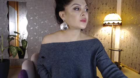Adelia online show from January 2025 03:25:01 PM
