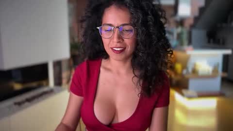 Snapshot of illaroom chatting on February 2026 08:29:01 PM Kloe online show from February 2026 08:29:01 PM