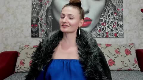 Snapshot of illegalbeauty87 chatting on December 2024 06:33:02 AM Ingrid or more easier...Miss GoDDess Mistress online show from December 2024 06:33:02 AM