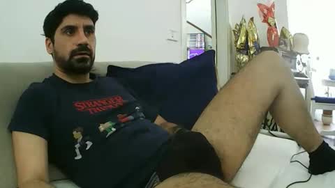 ilmangj90 online show from March 2026 10:37:01 AM