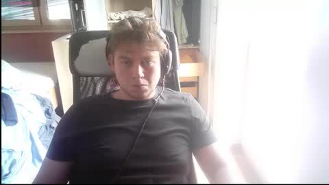 Snapshot of iloveyoutoo2000 chatting on September 2025 01:44:02 PM iloveyoutoo2000 online show from September 2025 01:44:02 PM