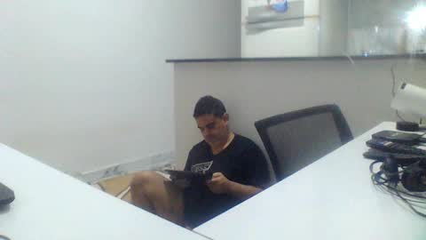 iluvatar46 online show from February 2026 10:43:01 AM