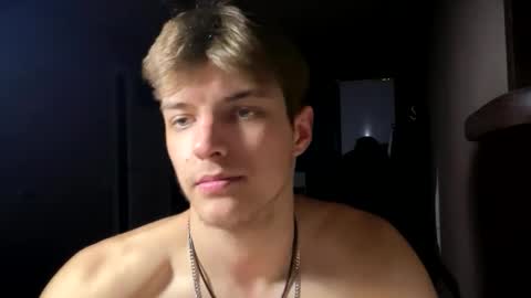 ilyahrr online show from March 2026 08:58:02 PM