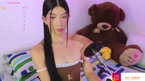Snapshot of im__isabella chatting on April 2026 09:06:02 PM Isa Vasquez online show from April 2026 09:06:02 PM