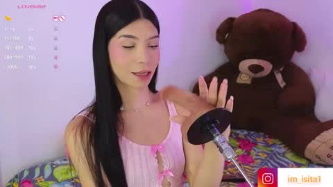 Snapshot of im__isabella chatting on April 2026 11:20:02 PM Isa Vasquez online show from April 2026 11:20:02 PM