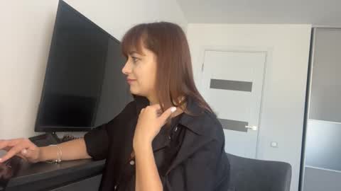 Snapshot of im_alisa_ chatting on September 2025 07:43:01 AM Alisa online show from September 2025 07:43:01 AM