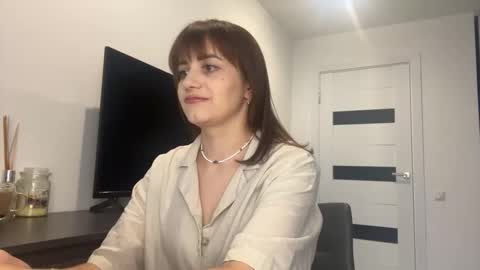 Snapshot of im_alisa_ chatting on September 2025 07:01:01 AM Alisa online show from September 2025 07:01:01 AM