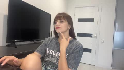 Snapshot of im_alisa_ chatting on September 2025 07:46:02 AM Alisa online show from September 2025 07:46:02 AM