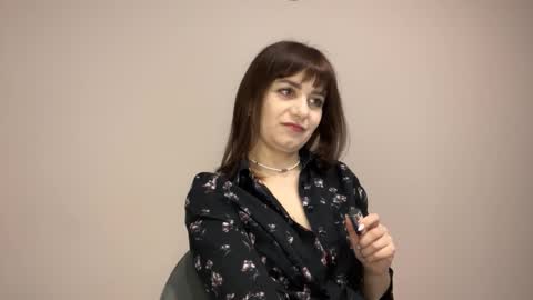 Snapshot of im_alisa_ chatting on November 2025 08:15:02 AM Alisa online show from November 2025 08:15:02 AM