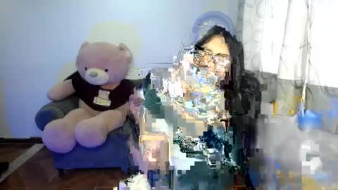 Snapshot of im_alyn chatting on February 2025 03:50:01 PM Alyn online show from February 2025 03:50:01 PM