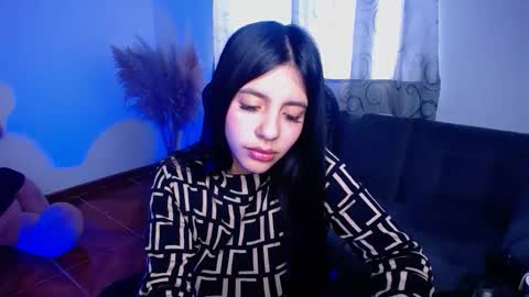 Snapshot of im_alyn chatting on November 2025 04:52:01 PM Alyn online show from November 2025 04:52:01 PM