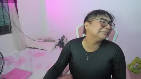 Angela online show from September 2025 02:04:02 AM