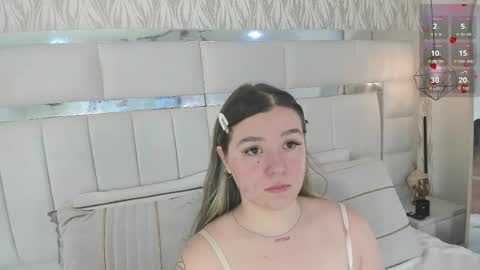 Snapshot of im_dalhia chatting on September 2025 08:52:02 PM DAHLIA online show from September 2025 08:52:02 PM