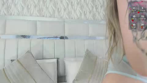 Snapshot of im_dalhia chatting on September 2025 08:42:01 PM DAHLIA online show from September 2025 08:42:01 PM