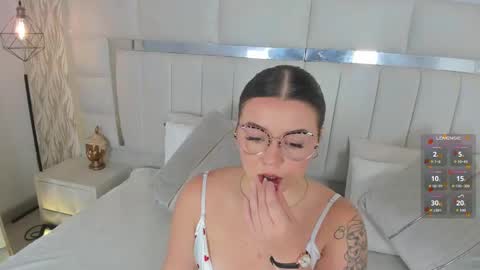 Snapshot of im_dalhia chatting on October 2025 08:03:02 PM DAHLIA online show from October 2025 08:03:02 PM